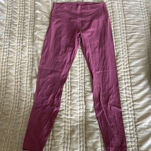 28” LULULEMON ALIGNS